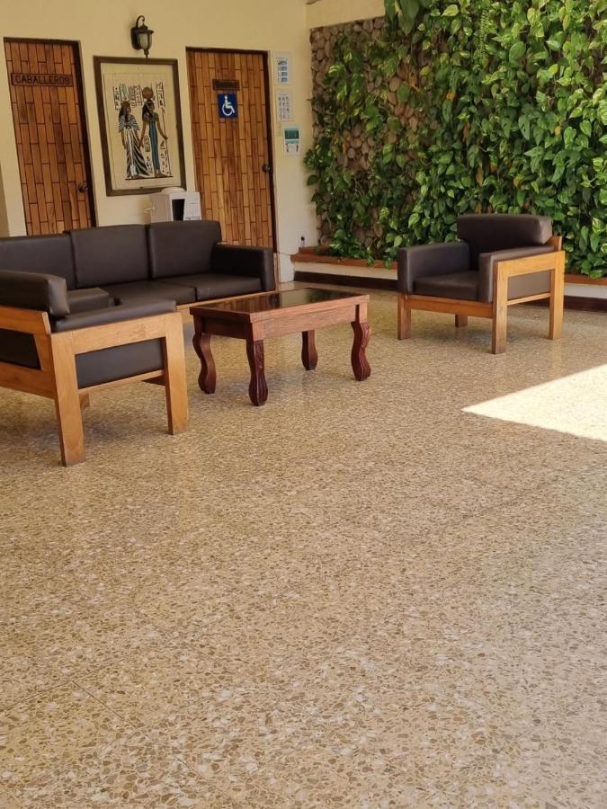 Hotel La Siesta Liberia Dış mekan fotoğraf